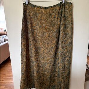 Vintage Paisley floral Print Brown Skirt made in India Indy Whimsical bohemian